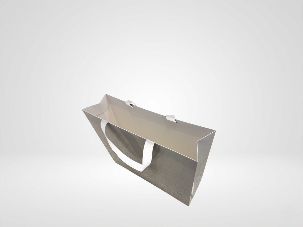 Sac de luxe Modèle M carton blanc pelliculé mat 24+10x25 cm